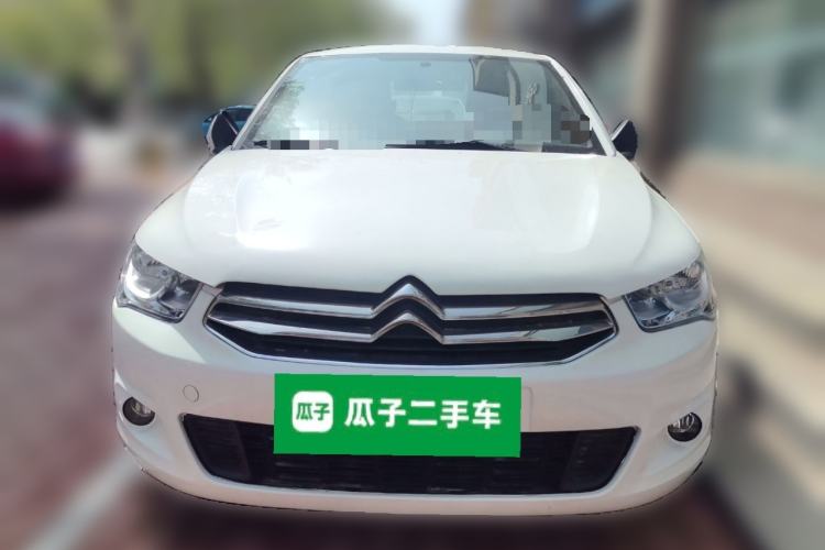 Used Citroen Elysee 2015 Zhishang Edition 1.6L Manual Fashion Model Front