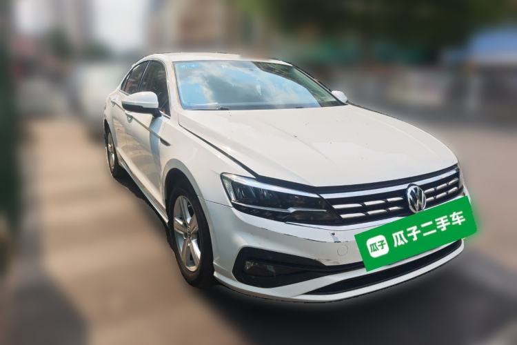 Used Volkswagen Lamando 2019 230TSI DSG Fashion Edition China V Standard Front Right 45 Deg