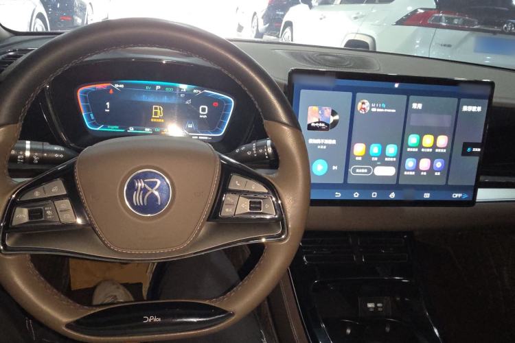 Used BYD Han 2022 DM-i 121KM Prestige Model
