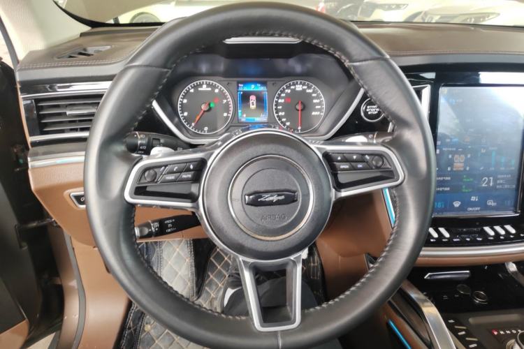 Used Zotye T800 2018 2.0T Automatic Luxury Connected 7-Seater