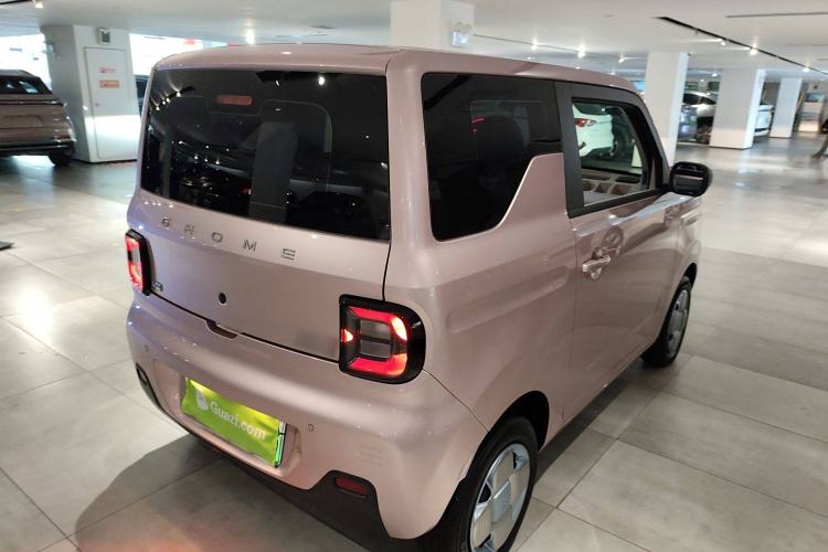 Used Geely Auto Panda 2023 Panda Mini 200km Endurance Bear Rear Right 45 Deg