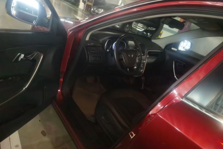 Used Bestune X80 2016 2.0L Automatic Luxury Model Driver Seat