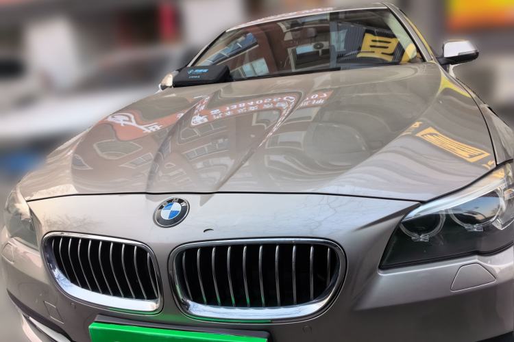 Used BMW 5 Series 2014 520Li Elegant Model
