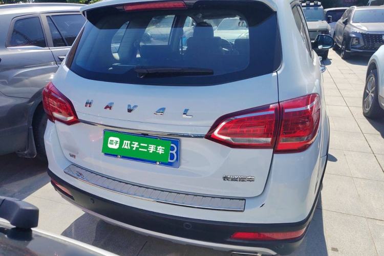 Used Haval H6 2015 Upgraded Model 1.5T Manual Two-Wheel Drive Prestige Version