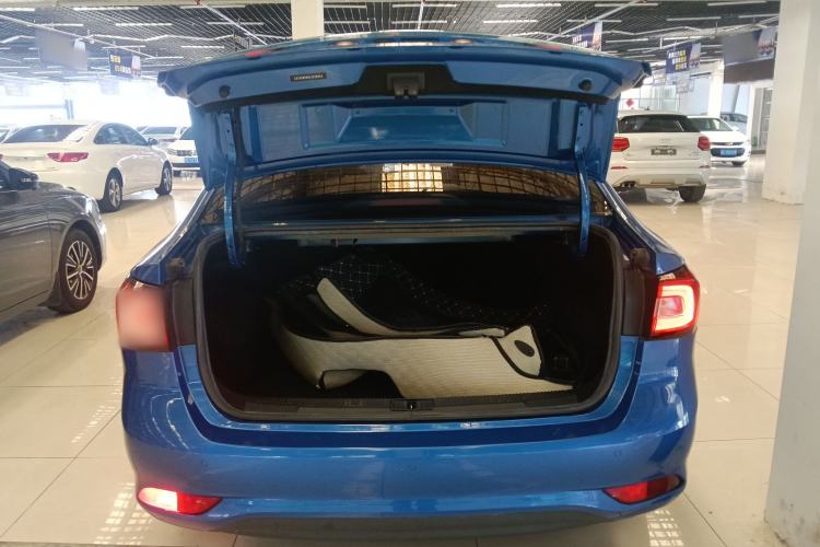 Used Roewe i5 2020 1.5L Automatic 4G Connect Luxury Flagship Edition