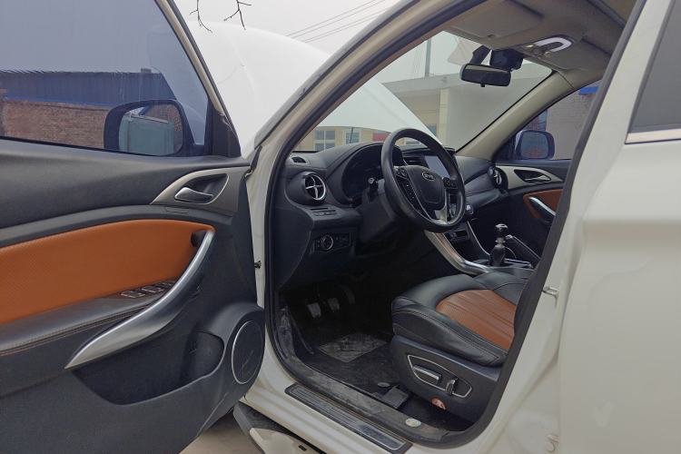 Used BYD Song 2016 1.5TI Manual Luxury Model
