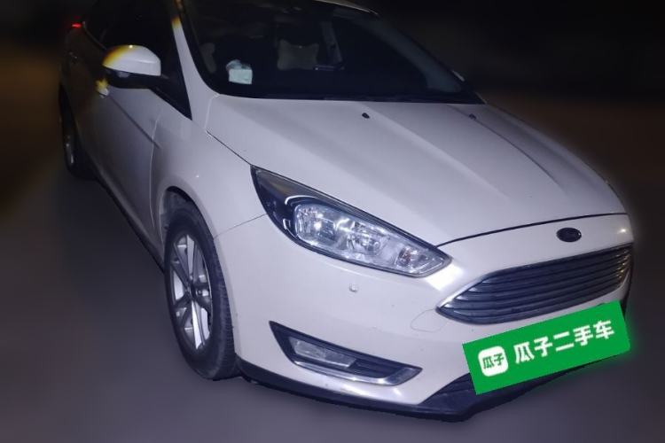 Used Ford Focus 2015 Sedan 1.6L Automatic Trend Model Front Right 45 Deg