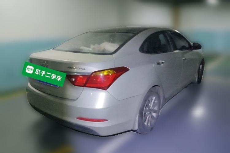 Used Hyundai Mistra 2014 1.8L Automatic Smart GLS Rear Right 45 Deg