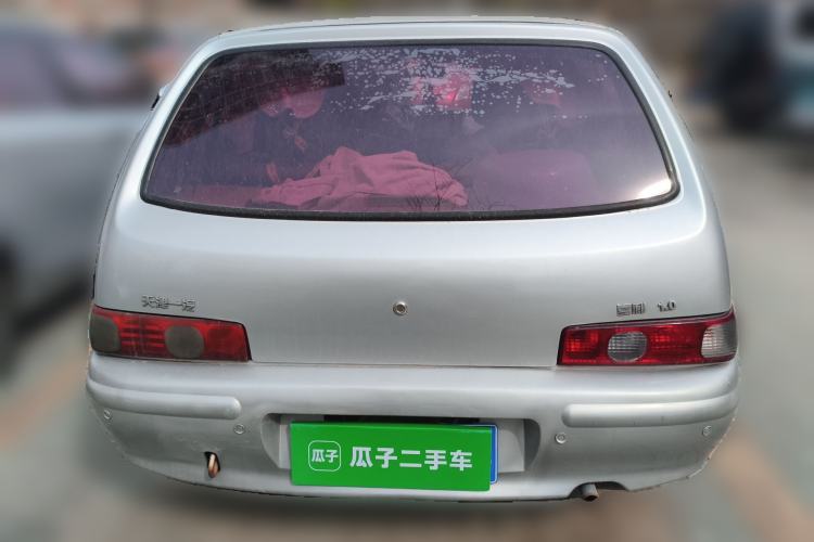 Used FAW Xiali 2011 A+ 1.0L Hatchback
