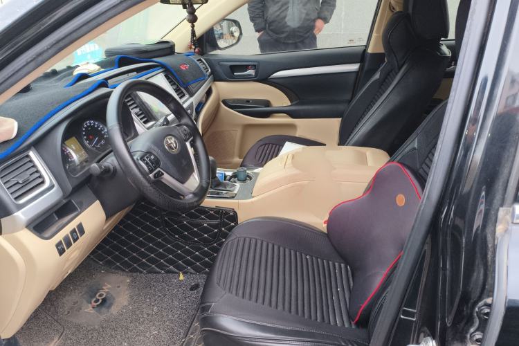 Used Toyota Highlander 2018 2.0T Two-Wheel Drive Elite Version 5 Seats China VI Standard Left Front Seat