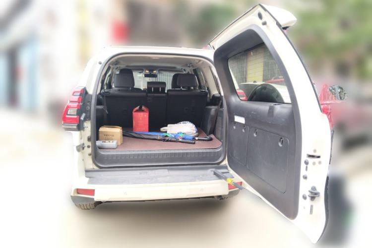 Used Toyota Prado 2018 3.5L Automatic TX-L with Rear-Mounted Spare Tire Trunk