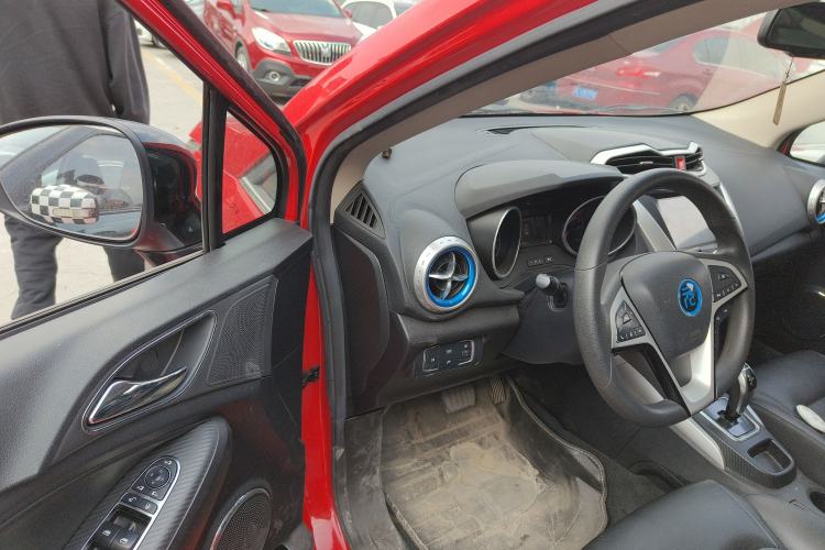 Used BYD Yuan New Energy 2018 EV360 Smart Connect Cool Edition Driver Seat