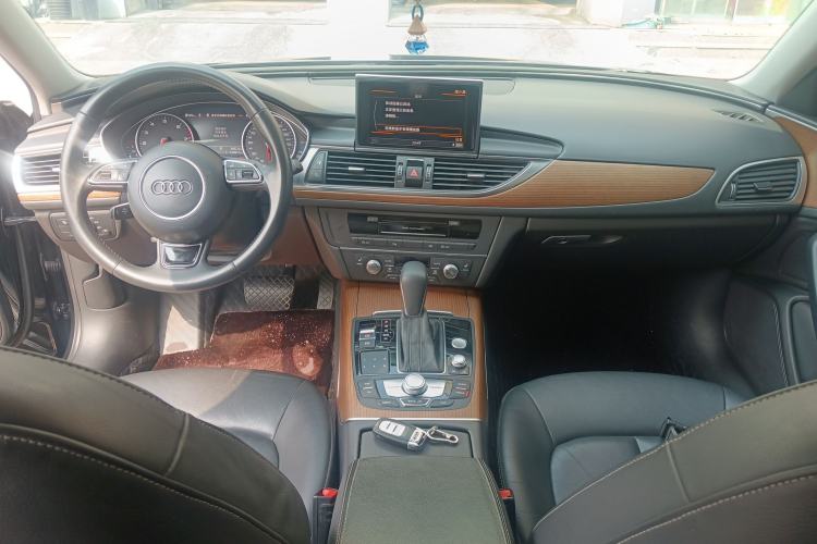 Used Audi A6L 2018 30th Anniversary Edition 30 FSI Style Model
