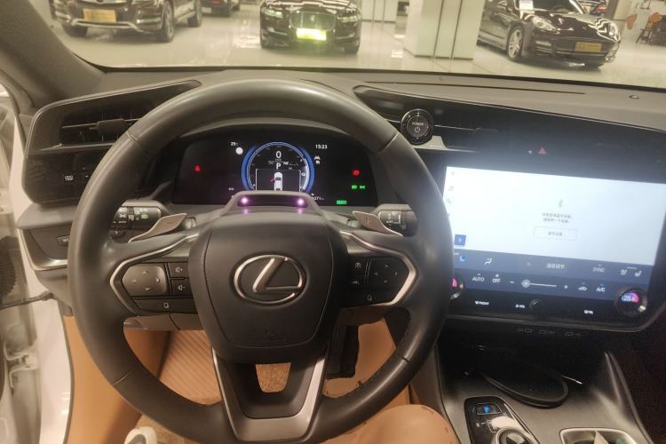 Used Lexus RZ 2023 450e All-Wheel-Drive Long-Range Version Center Console