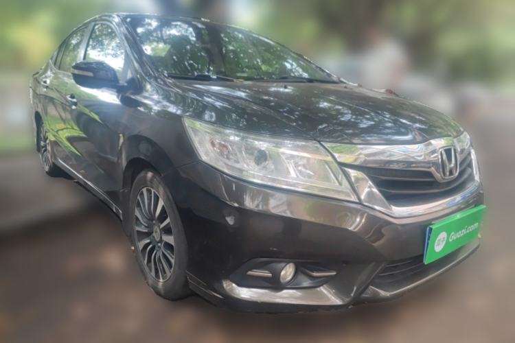 Used Honda Crider 2013 1.8L automatic luxury edition
