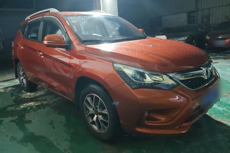 Used BYD Song 2016 GaiShi Edition 1.5TI Manual Elite Model
