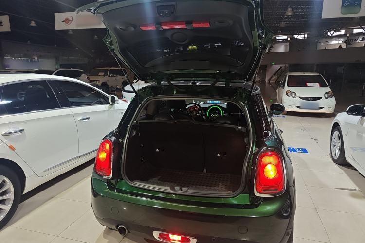 Used MINI 2014 1.5T COOPER Fun
