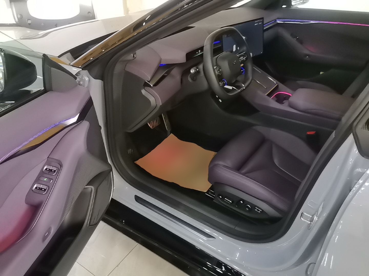 XPeng P7 2025 Model—750 All-Wheel-Drive High-Performance Ultra — снимка 18