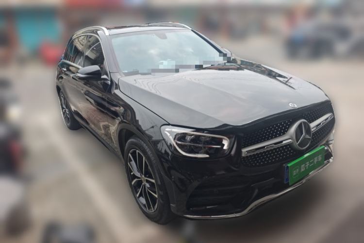 Used Mercedes-Benz GLC 2021 GLC 260 L 4MATIC Luxury Model Front Right 45 Deg