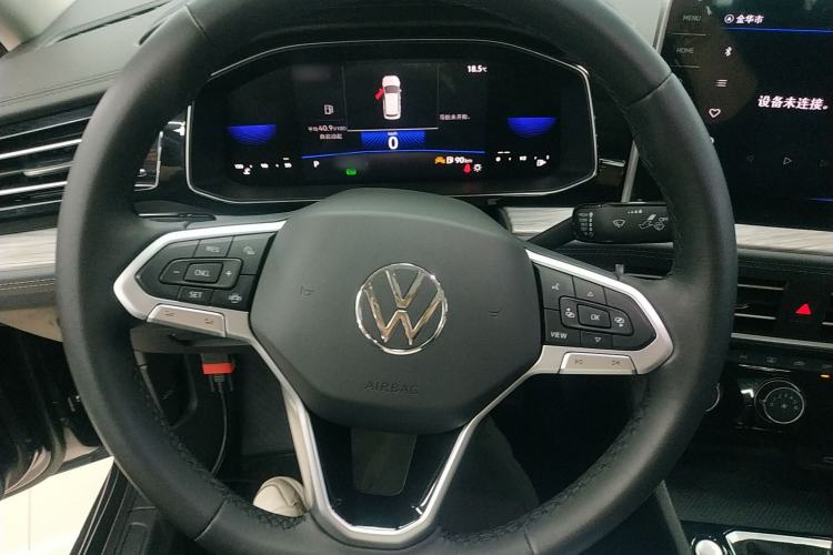 Used Volkswagen Sagitar 2023 300TSI DSG Excellence Edition Steering Wheel
