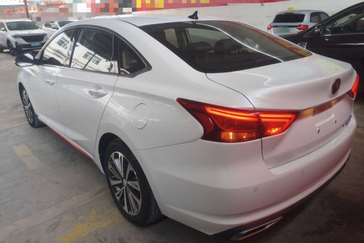 Used CHANGAN Ruicheng CC 2021 Blue Whale Edition 1.5T DCT Luxury Model Exterior 2