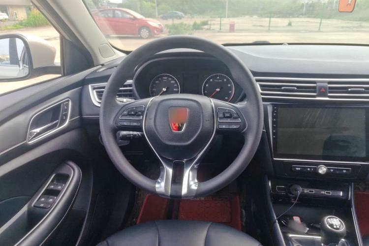 Used Roewe i5 2020 1.5L Manual 4G Connect Leehao Flagship Edition Steering Wheel