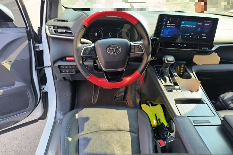 Used Toyota SIENNA 2021 2.5L Hybrid Ultimate Edition Steering Wheel