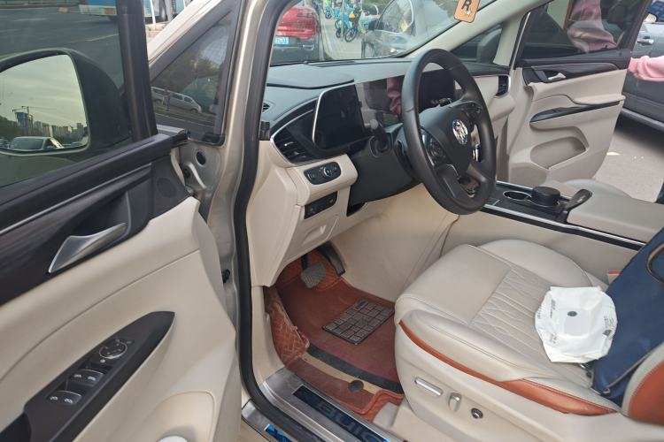 Used Buick GL8 2021 ES Landtrek 653T Luxury Model