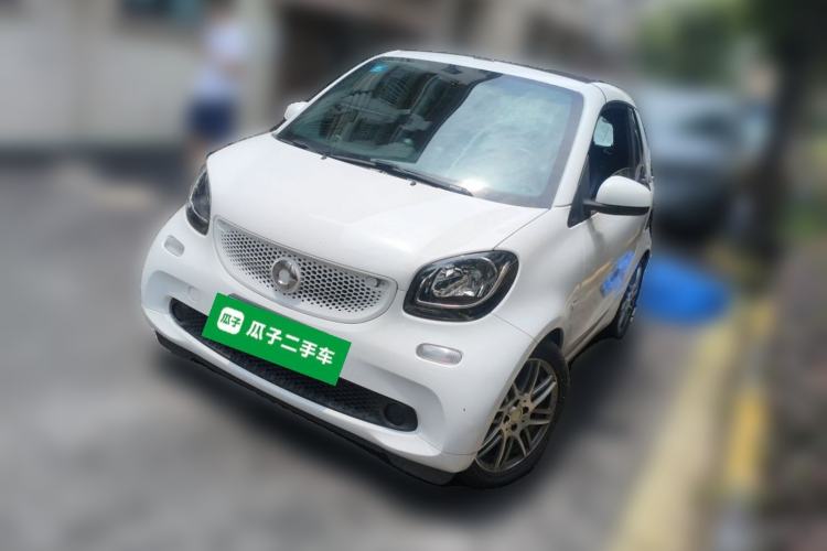 Used smart fortwo 2016 0.9T 66 kW Convertible Pioneer Edition