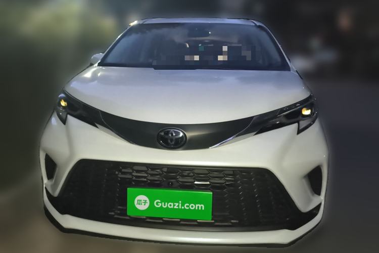 Used Toyota Granvia 2024 2.5L Hybrid Comfort Edition Front