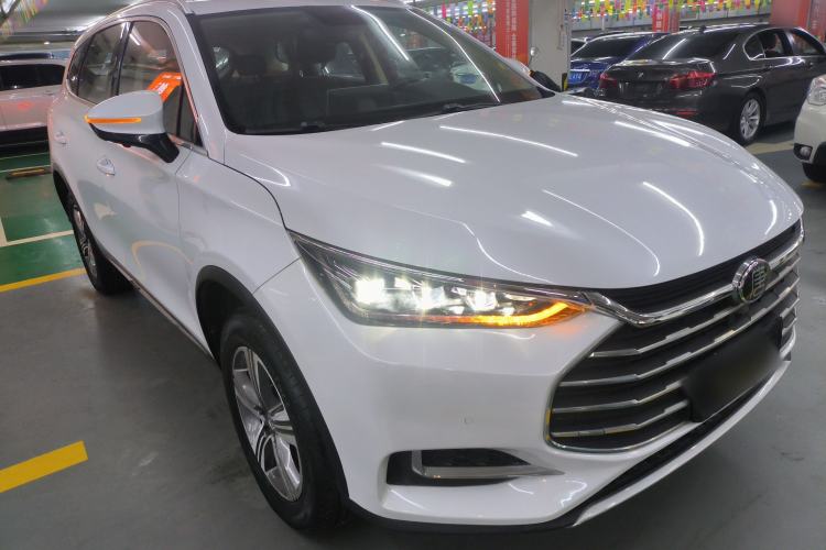 Used BYD Tang 2019 2.0T Automatic SmartConnect Luxury Edition 5 Seats China VI Standard