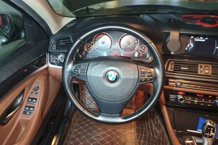 Used BMW 5 Series 2014 520Li Elegant Model Steering Wheel
