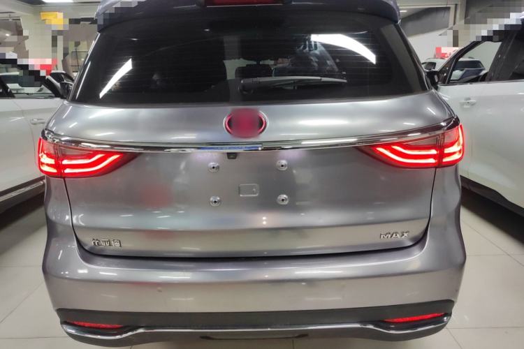 Used BYD Song MAX 2019 1.5T Automatic Smart Connect ZhiLian RuiDong Model 7 Seats China V Emission Standard
