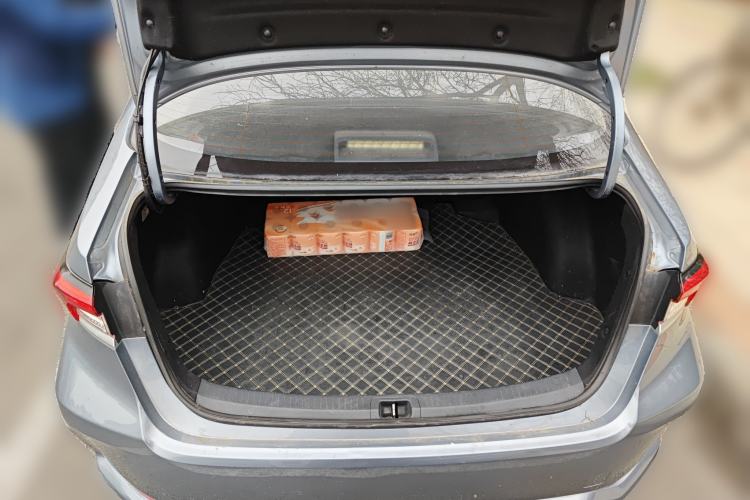 Used Toyota Corolla 2021 Dual-Motor 1.8L E-CVT Elite Edition Trunk