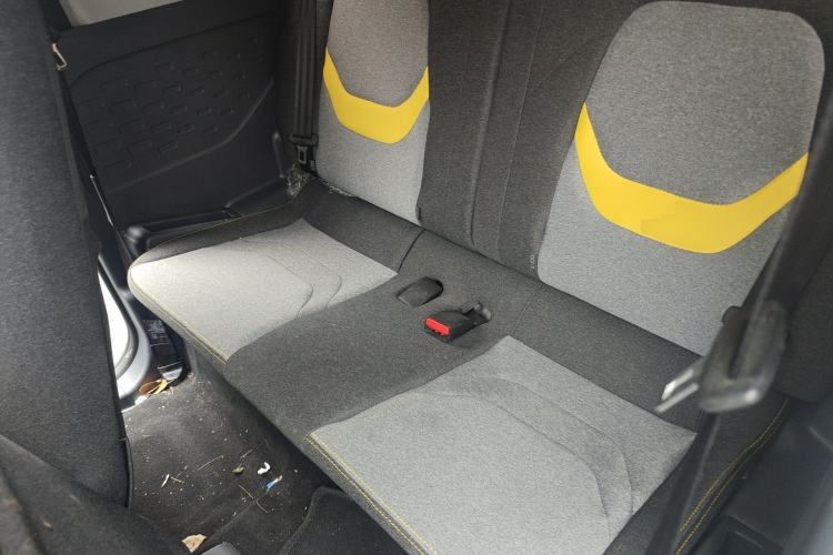 Used Chery QQ Ice Cream 2022 170km Sundae Phosphate Lithium-Ion Left Rear Seat