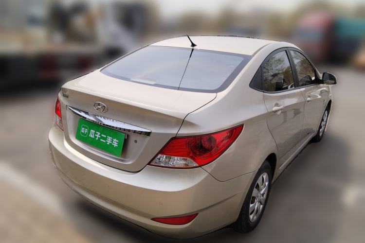 Used Hyundai Verna (older generation) 2010 Sedan 1.4L Manual Comfort GS
