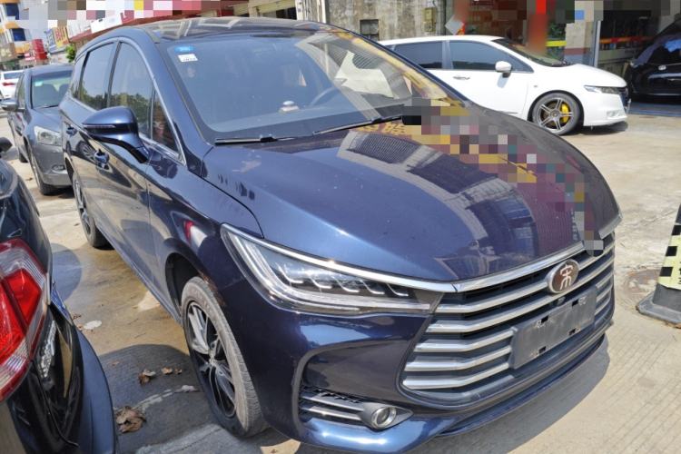 Used BYD Song MAX 2017 1.5T Manual Smart Connect Luxury 7-Seater