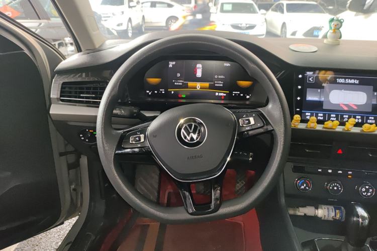 Used Volkswagen Lavida 2022 1.5L Automatic Comfort Edition Steering Wheel