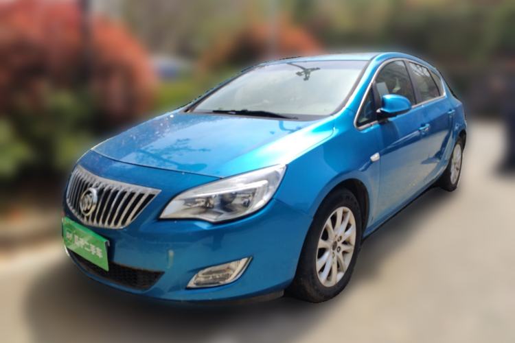 Used Buick GT 2012 XT 1.6L Manual Entry-Level Model