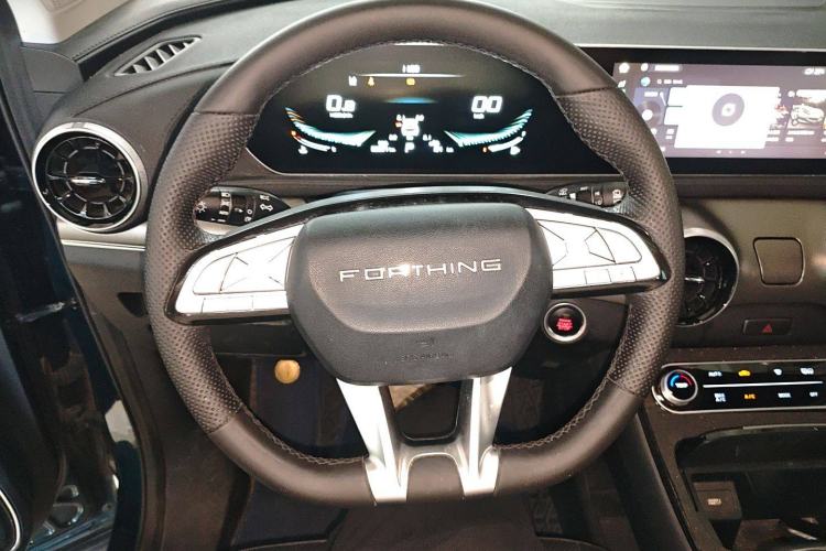 Used FORTHING T5 EVO 2021 1.5TD DCT Diamond Edition
