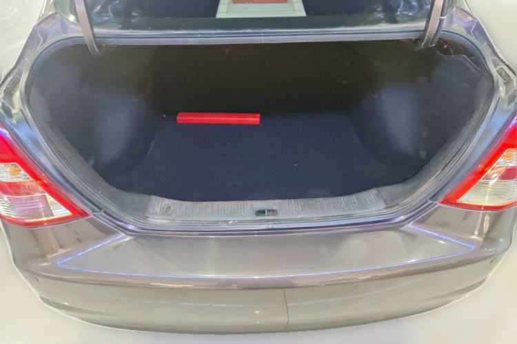 Used Nissan Tiida Sedan 2008 1.6L Automatic Fashion Edition Trunk