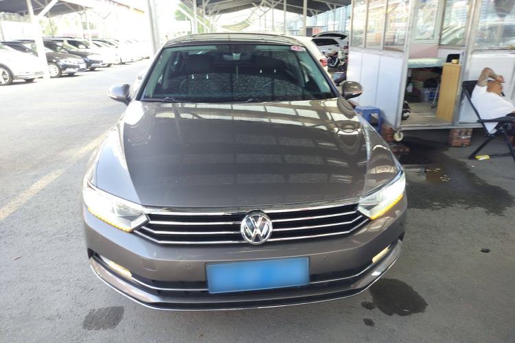 Used Volkswagen Magotan 2017 330TSI DSG Luxury Model