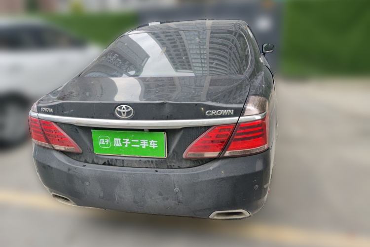 Used Toyota Crown 2012 2.5L Royal Leather Edition
