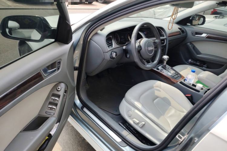 Used Audi A4L 2013 35 TFSI Automatic Comfort Model
