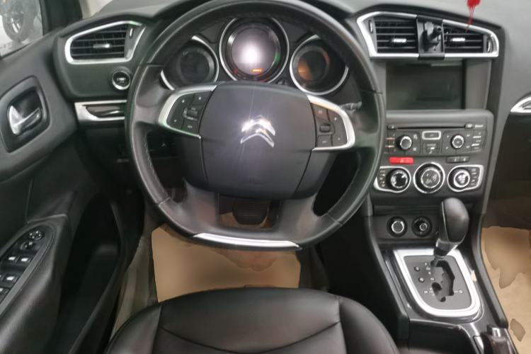 Used Citroen C4L 2014 1.6THP Intelligent Drive Automatic Dynamic Model Steering Wheel
