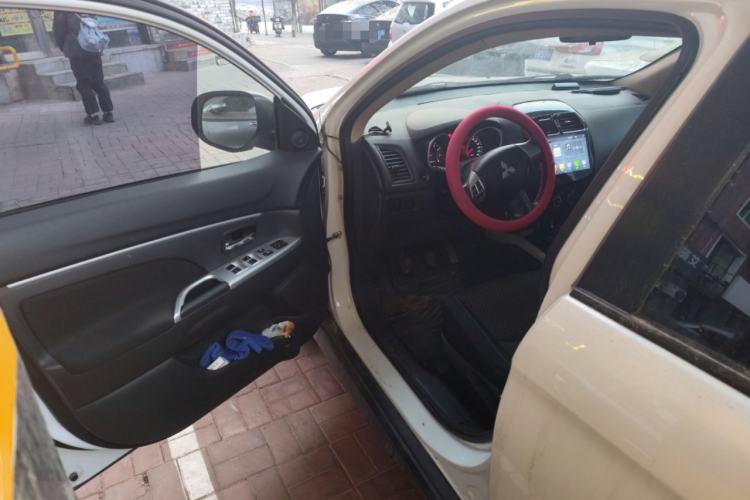 Used Mitsubishi ASX 2016 1.6L Manual Two-Wheel Drive Pioneer Edition