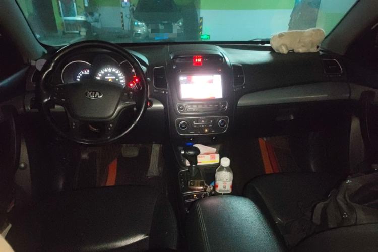 Used Kia Sorento 2013 2.4L 5-seat Gasoline Luxury Edition Center Console