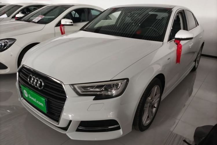 Used Audi A3 2019 Limousine 35 TFSI Fashion Edition China VI Emission Standard Guazi used car, China used car export, Used car for sale, Used  cars, Cheapest cars for sale
