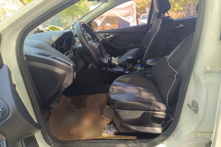 Used Ford Focus 2017 Sedan 1.6L Automatic Fashion Edition Smart Drive Version