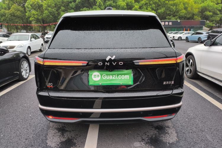 Used ONVO Luxeed L90 2025 Model—Ultra Six-Seater Version Rear